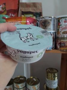 Yogupet - jogurt pro kočky se sladem 110g